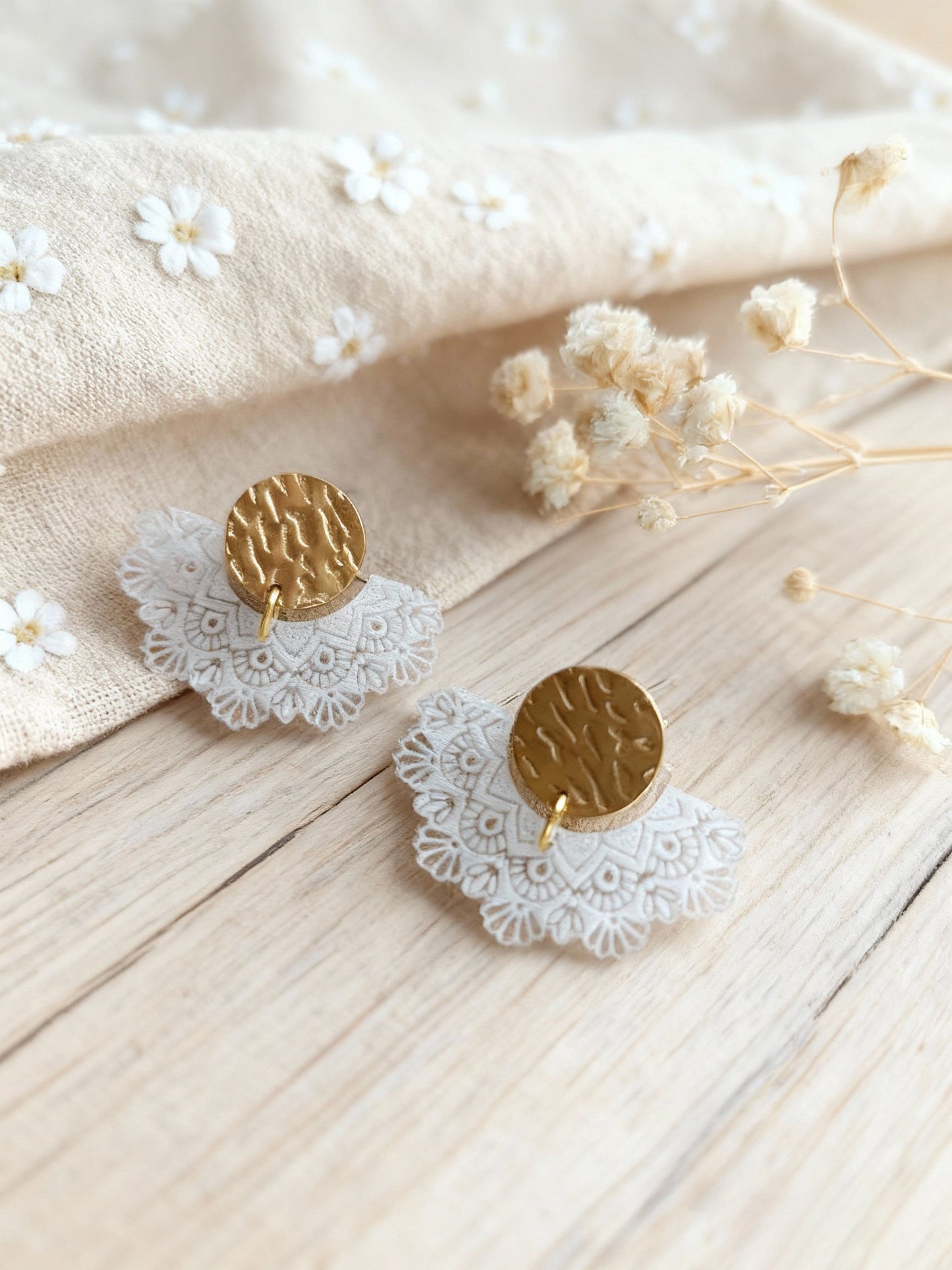 Boucles d'oreilles - Dentelle 1